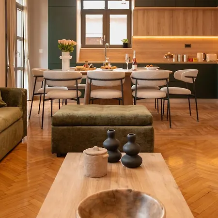 아파트 Penelope & Odysseus Luxury Suites, Historic Nearchou, Neoclassical Charm In Chania 하니아