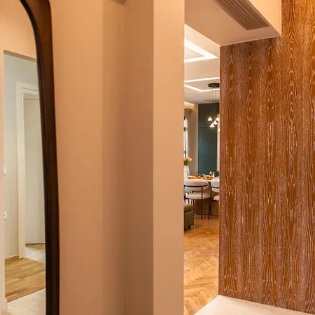 Penelope & Odysseus Luxury Suites, Historic Nearchou, Neoclassical Charm In Chania 아파트