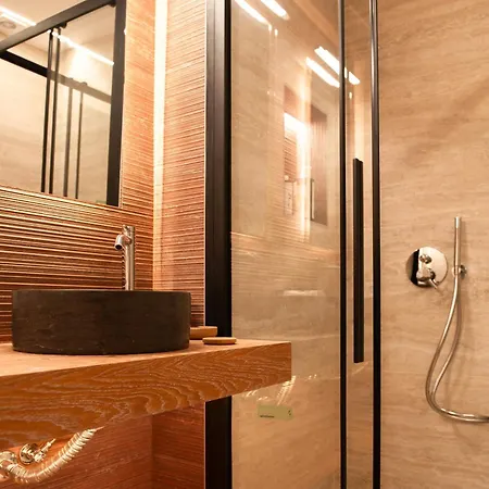 Penelope & Odysseus Luxury Suites, Historic Nearchou, Neoclassical Charm In Chania