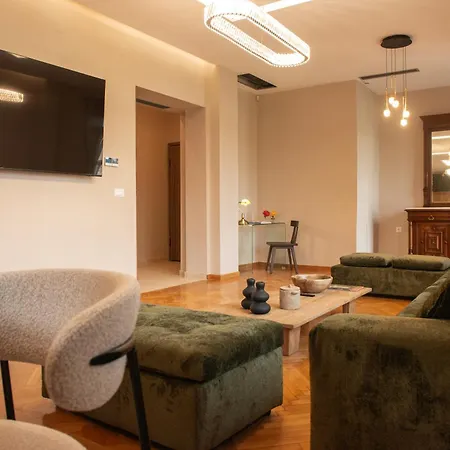 아파트 Penelope & Odysseus Luxury Suites, Historic Nearchou, Neoclassical Charm In Chania