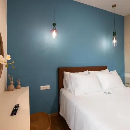 아파트 Penelope & Odysseus Luxury Suites, Historic Nearchou, Neoclassical Charm In Chania 하니아