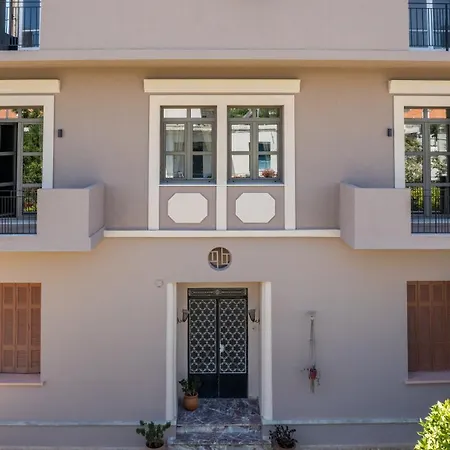아파트 Penelope & Odysseus Luxury Suites, Historic Nearchou, Neoclassical Charm In Chania 하니아